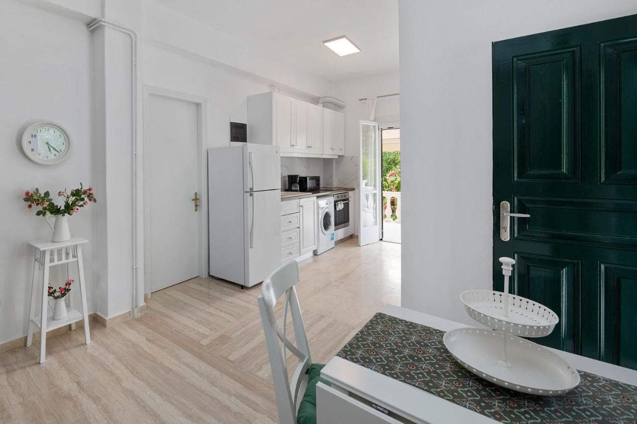 Karia Holiday Home Lefkimmi  Bagian luar foto