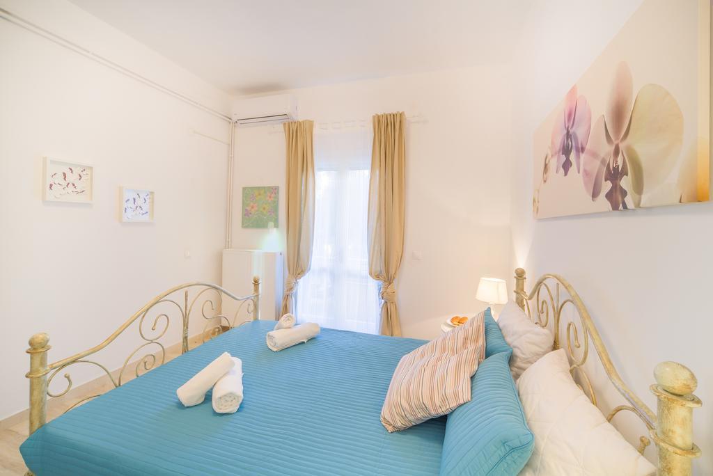 Karia Holiday Home Lefkimmi  Bagian luar foto