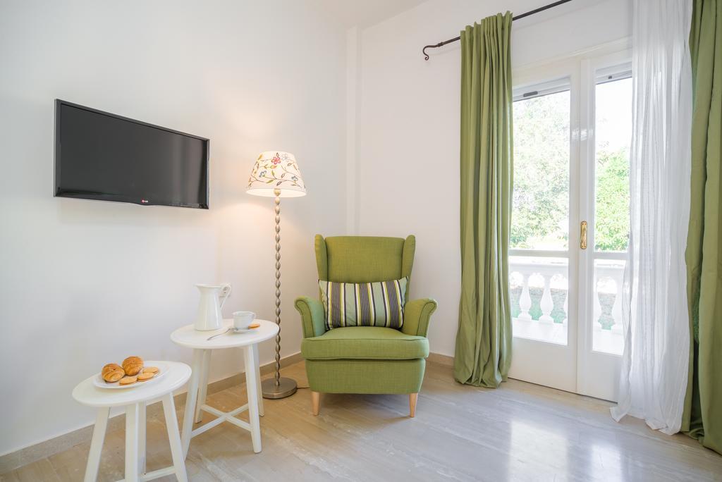 Karia Holiday Home Lefkimmi  Bagian luar foto